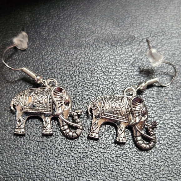 Ornate Silver Elephant Earrings Indian Elephant Earrings NWT - Picture 6 of 10